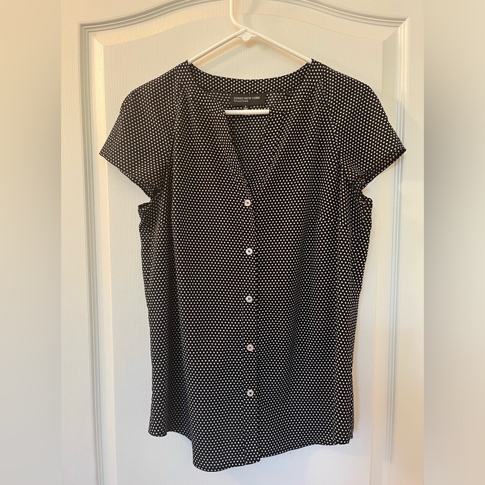 Jones New York Collection blouse.  Women’s Size 8